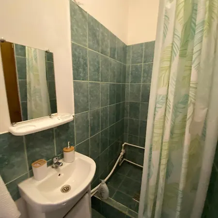 Sat Hotel Vadu